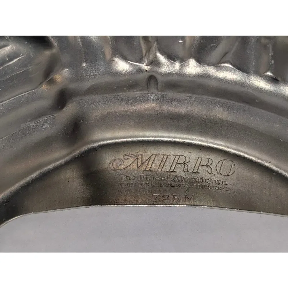 Vintage Mirro Aluminum Fish Mold 725M 12 Inch